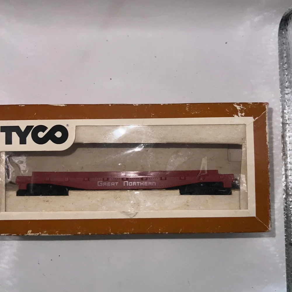 Vintage Tyco HO Scale Great Northern Flat‎ Car Model Train Freight Car in Box